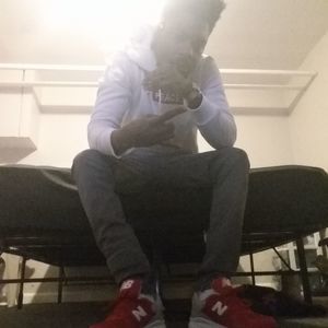 Meet your Posher, Avery